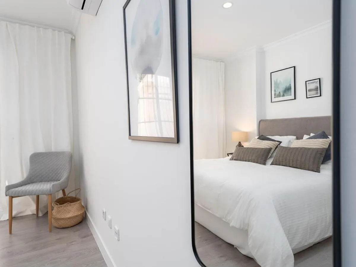 Senorio De Aloha 2 Bedroom Within Walking Distance To Puerto Banus Marbella Apartment