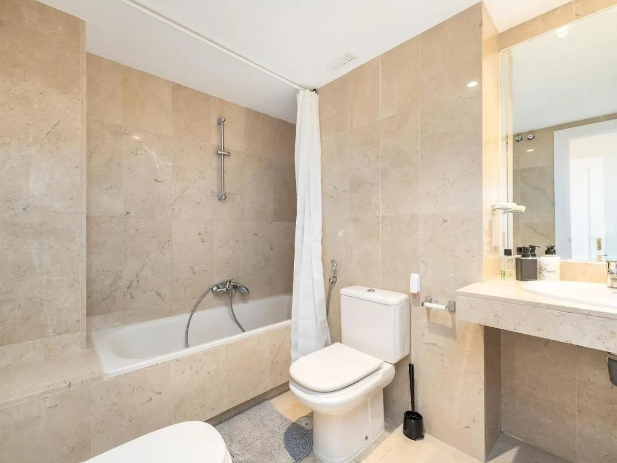 Senorio De Aloha 2 Bedroom Within Walking Distance To Puerto Banus Marbella Apartment